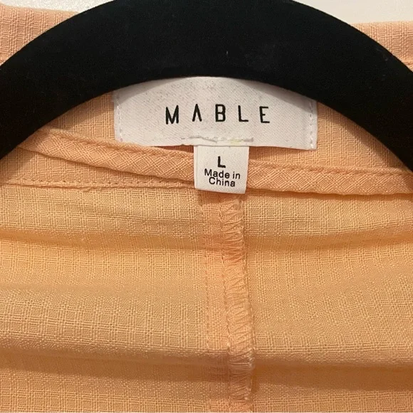 Mable Mariah Cropped Twist Hem Collared Button Up Blouse in Orange Cream - Picture 7 of 8